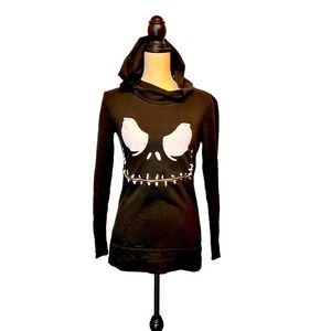 Skeleton face hoodie with zippered mouth, cut out for thumbs. Small